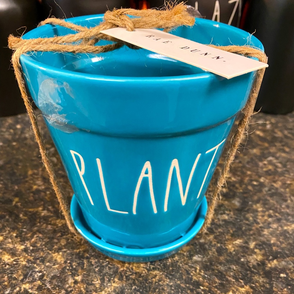 RAE DUNN blue ‘Plant’ planter!!